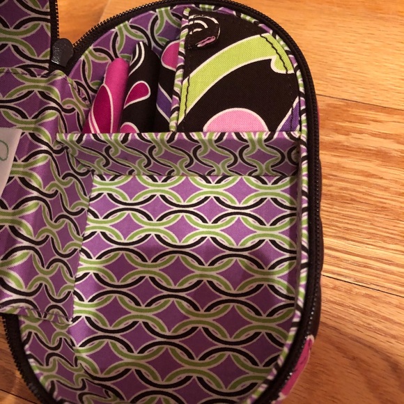 Vera Bradley jewelry/makeup case! - Picture 4 of 7